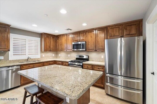 Building Photo - 6940 E Cochise Rd