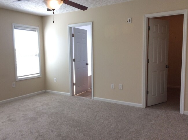 Building Photo - Single Family Home in Desirable Brices Crossing