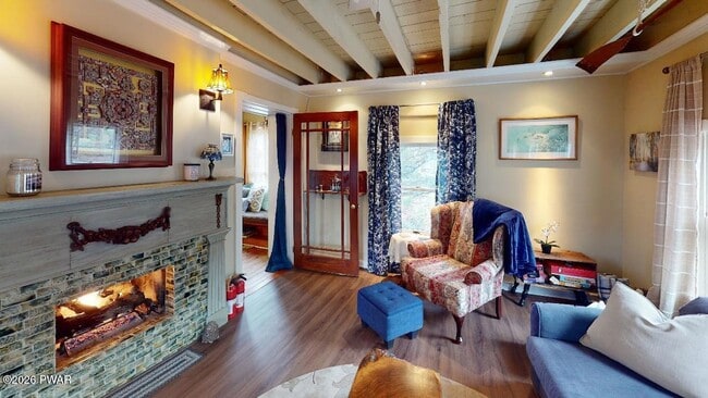 Building Photo - 144 Sawkill Ave