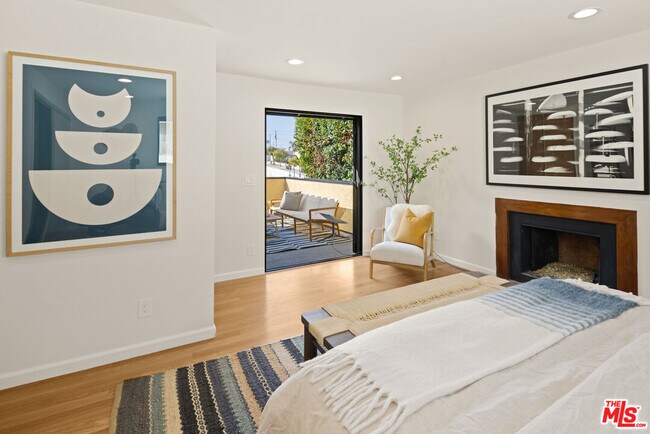 Building Photo - 2613 5th St