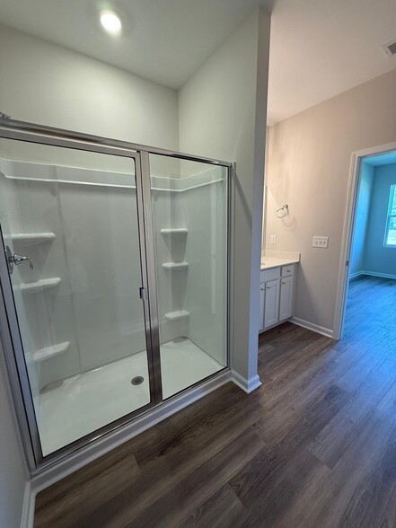 Building Photo - 136 Dreher Dr