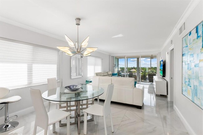 Building Photo - 3100 S Ocean Blvd
