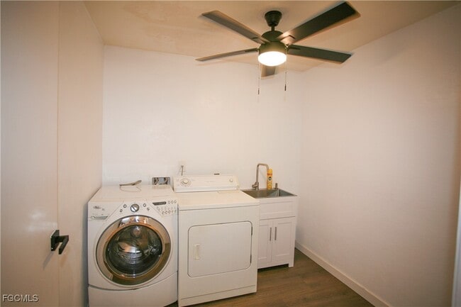 Building Photo - 1525 Covington Cir E