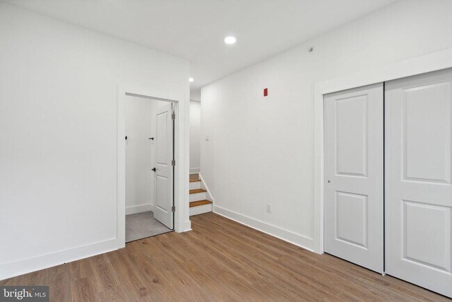 Building Photo - 528 W Berks St