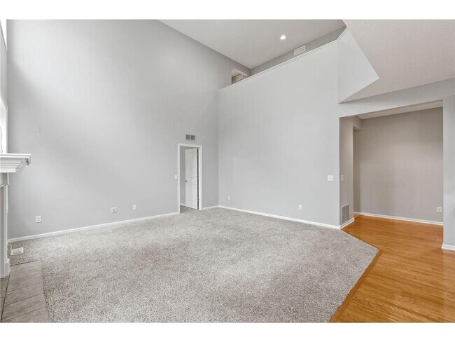 Building Photo - 2117 Vermillion Curve
