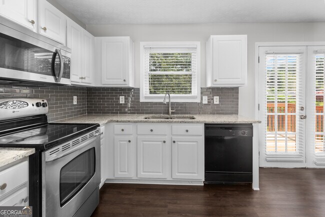 Building Photo - 1616 Amhearst Oaks Ct