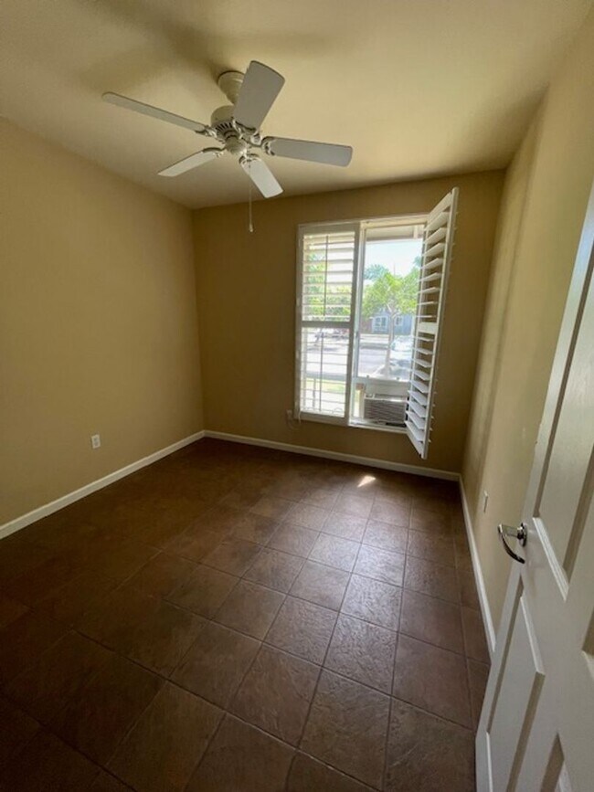 Building Photo - 91-1058 Kekuilani Loop #P1402