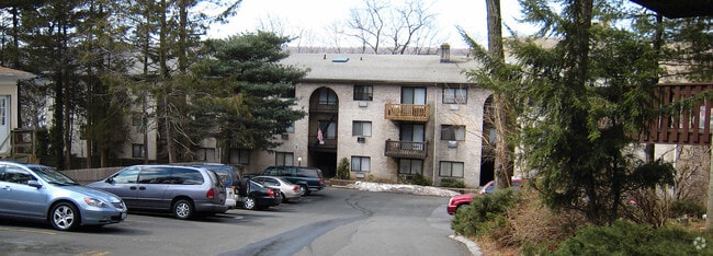 Primary Photo - 35-37 Odell Ave