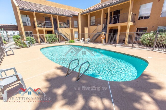 Building Photo - 1831 W Mulberry Dr