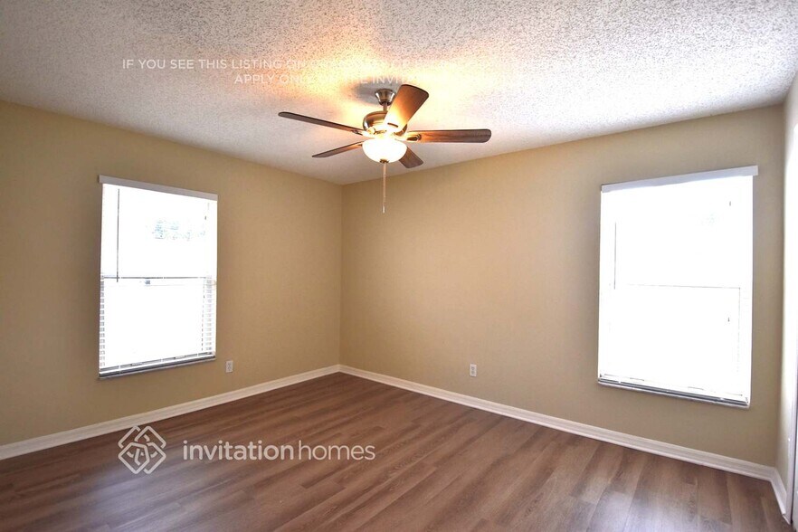 Building Photo - 1440 Bradwell Dr