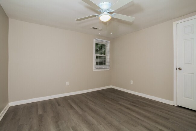 Building Photo - Beautiful 3 bedroom Home in Union