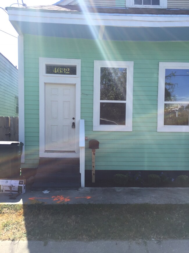 Building Photo - 4632 Magnolia St