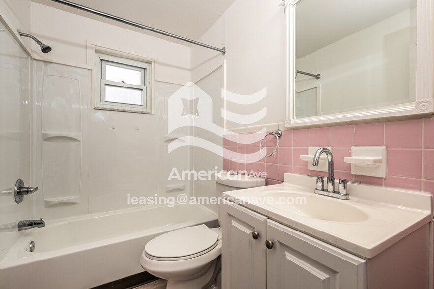 Building Photo - 125 Scott Rd