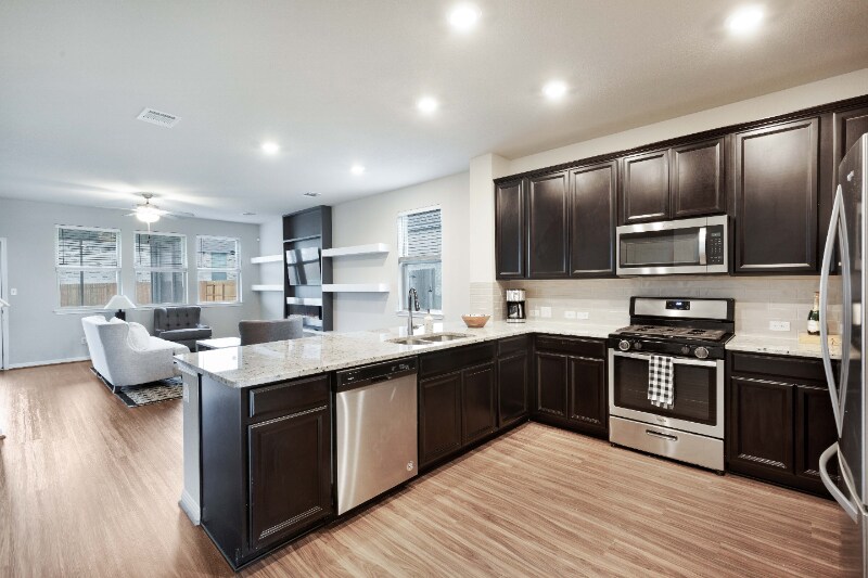 Building Photo - 5547 Bellissima Way