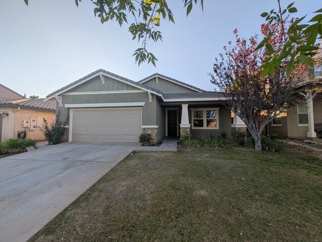 Building Photo - 1349 Edelweiss Dr