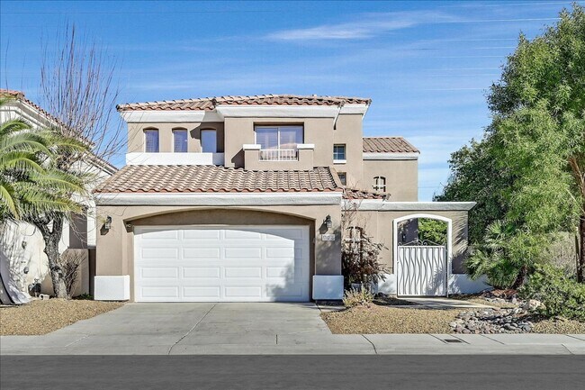 Primary Photo - Summerlin House close to Red Rock Casino.