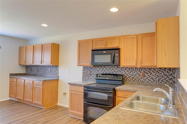 Building Photo - 9016 Garden Springs Dr