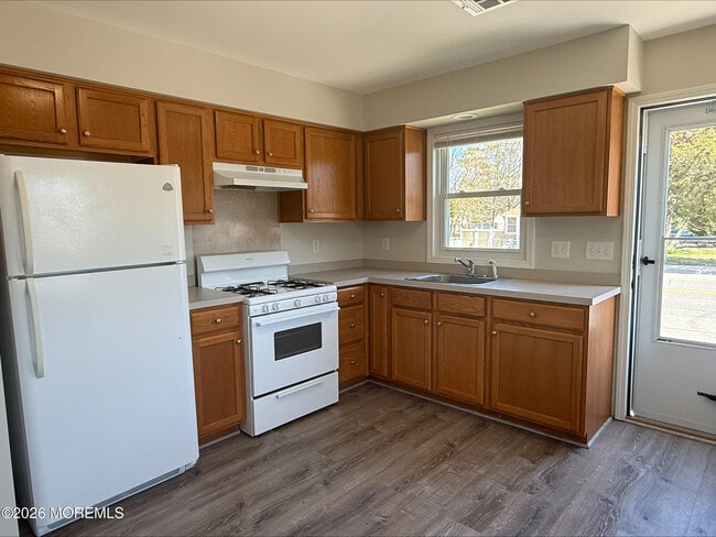 Building Photo - 616 Ocean Gate Ave