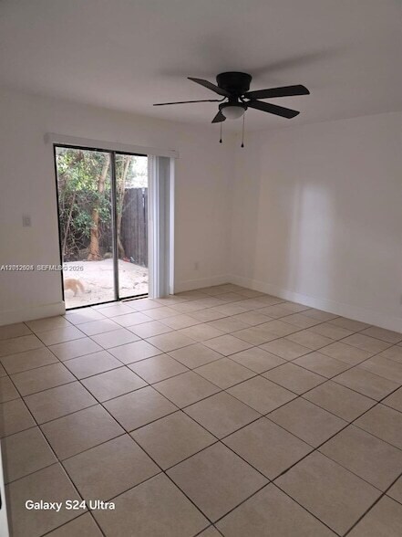 Building Photo - 28055 SW 143rd Ct