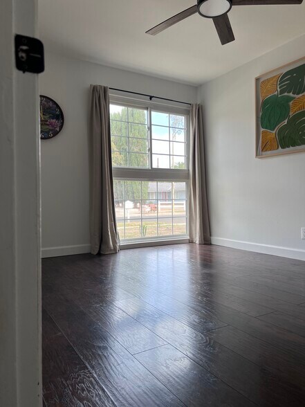 Building Photo - 22848 Cantara St