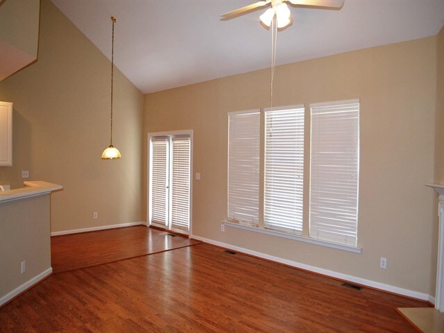 Building Photo - 36 Halehaven Dr