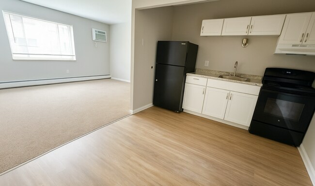 Interior Photo - Midway Apartments