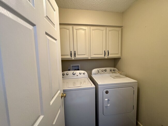 Building Photo - 116 Agoli Way