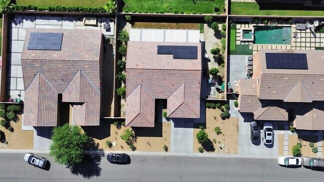 Building Photo - 83393 Iron Horse Rd