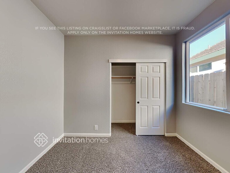 Building Photo - 5535 Ridgepoint Dr