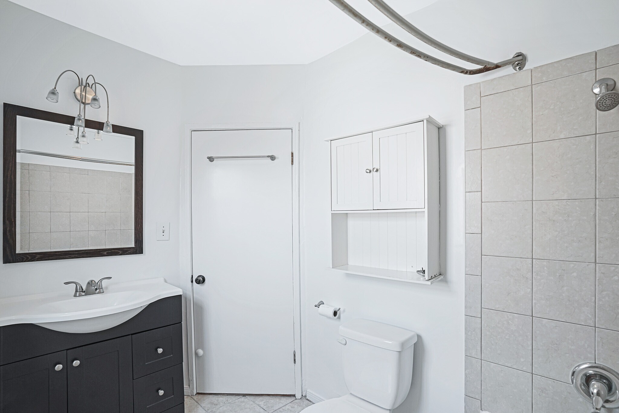 Building Photo - 615 N Coronado St