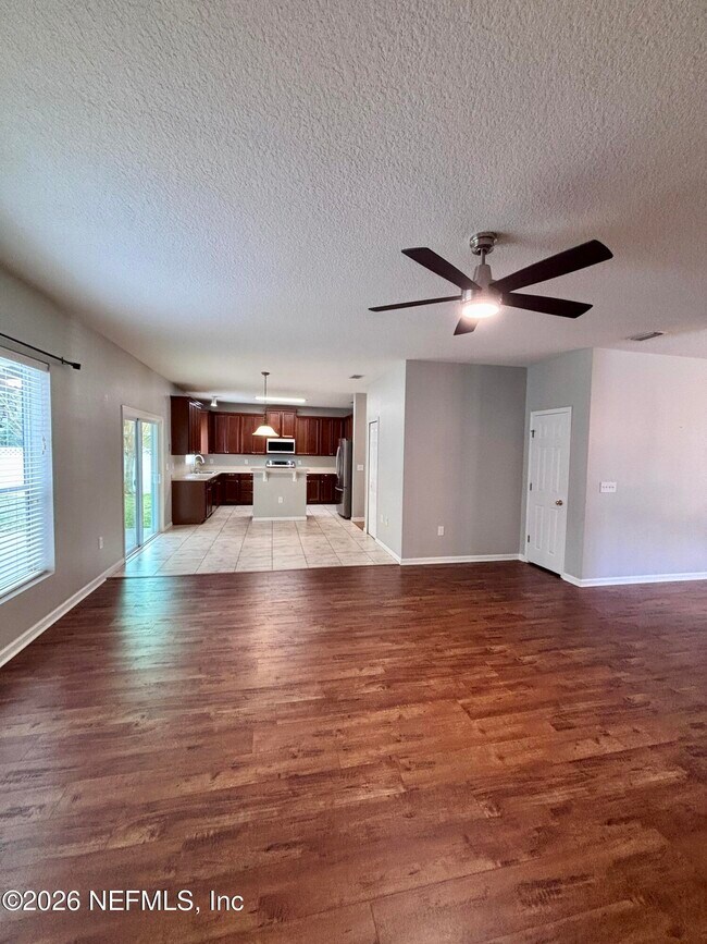 Building Photo - 121 Mahogany Bay Dr