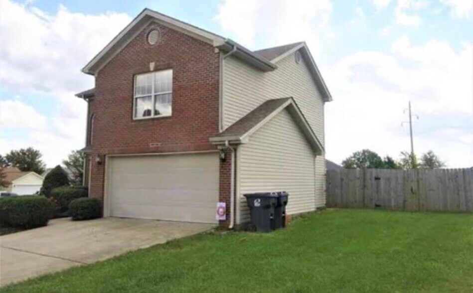 Building Photo - 428 Greathouse Dr