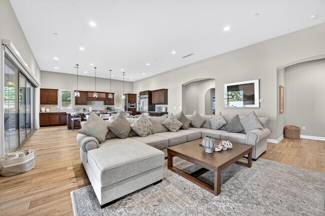 Building Photo - 55120 Autumn Valley Ct