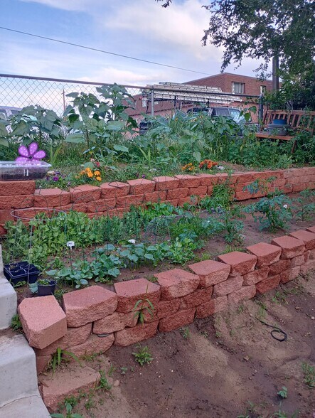 Building Photo - 4065 S Bannock St