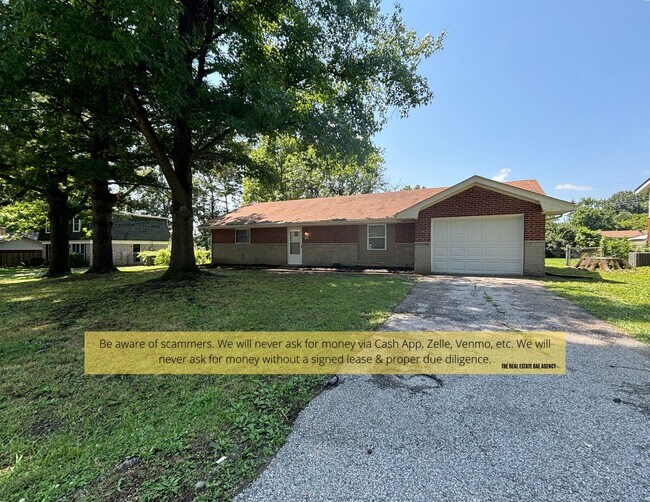 Building Photo - 1118 Soria St