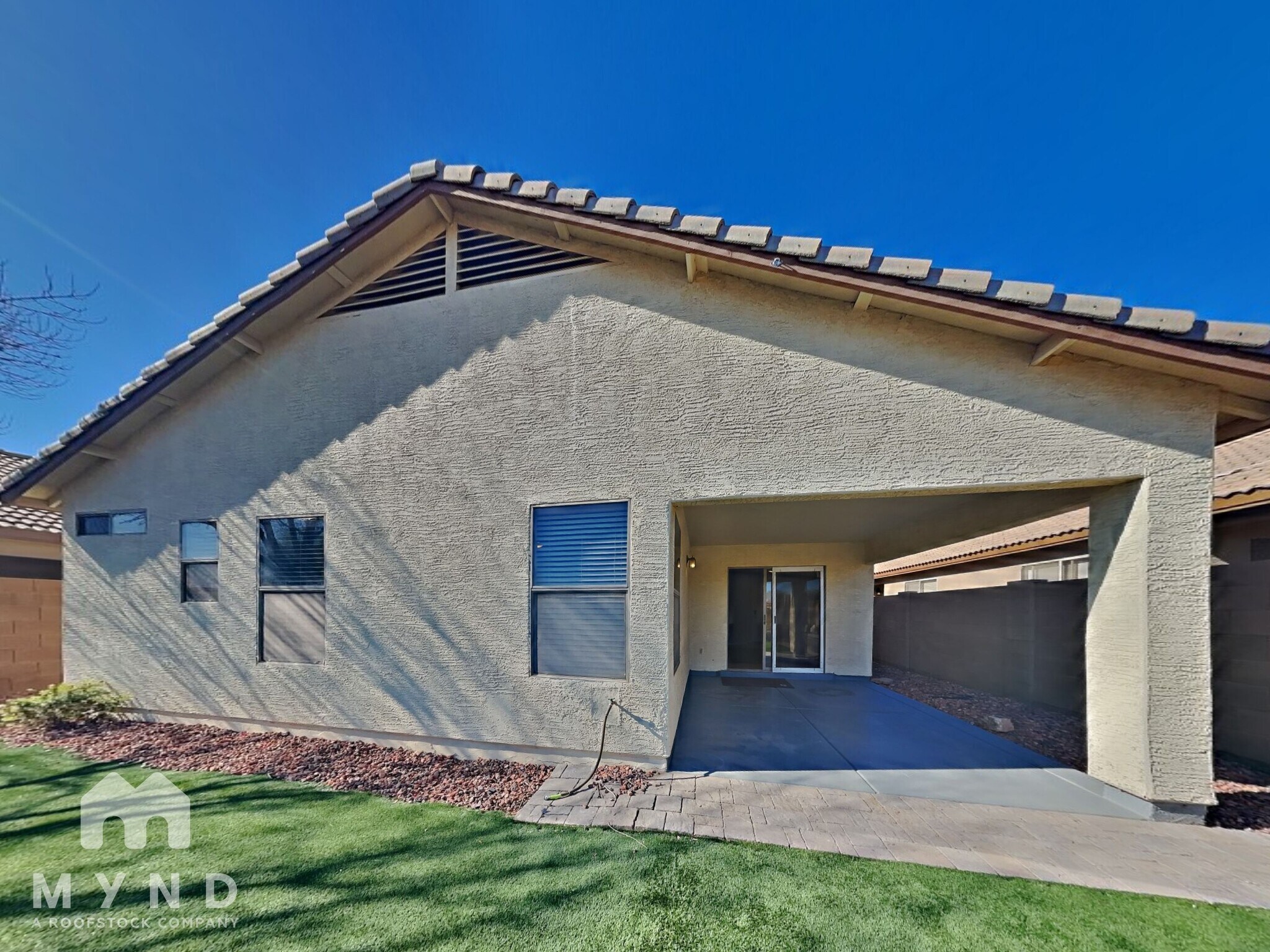 Building Photo - 813 S 125th Ave