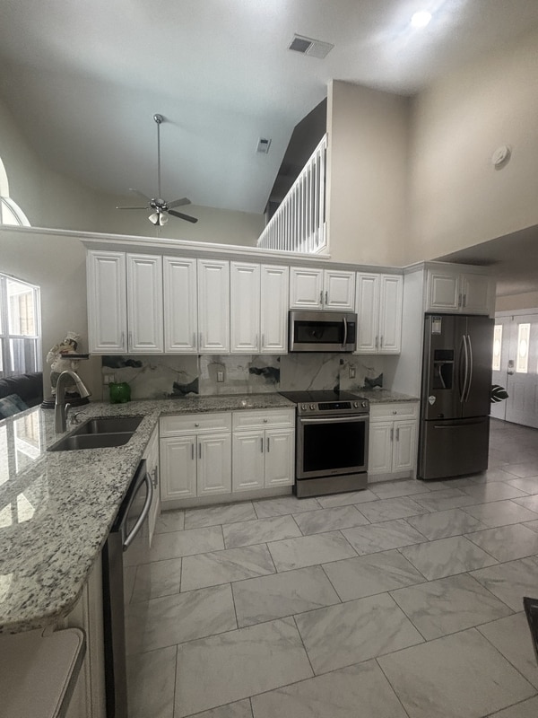 Building Photo - 12672 Lakebrook Dr