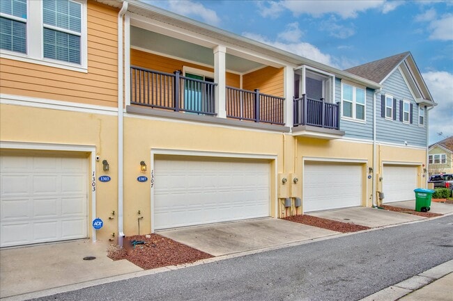 Building Photo - 1307 Mill Pond Ln