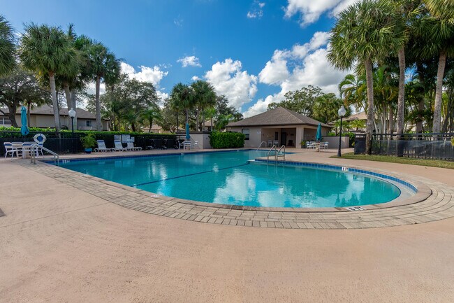 Building Photo - 31 Clinton Ct