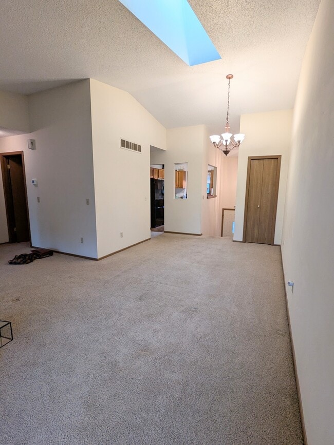 Building Photo - 7243 Bren Ln