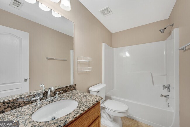 Building Photo - 3194 Cedar Glade Ln NE