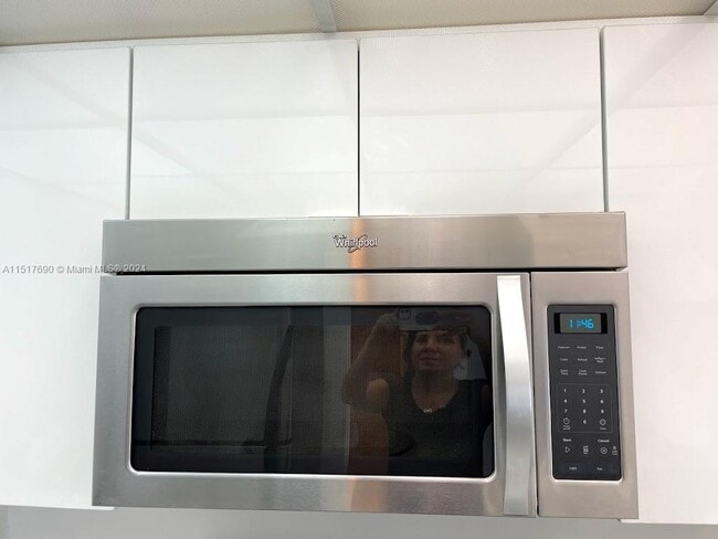 Building Photo - 482 NW 165th St