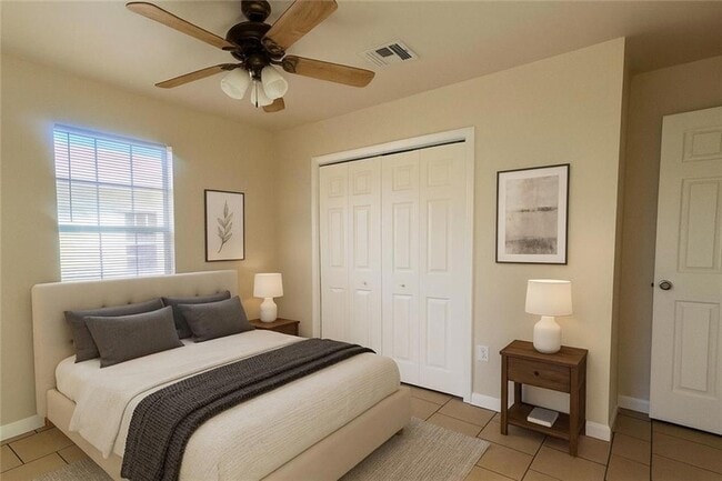 Building Photo - 7854 Star St