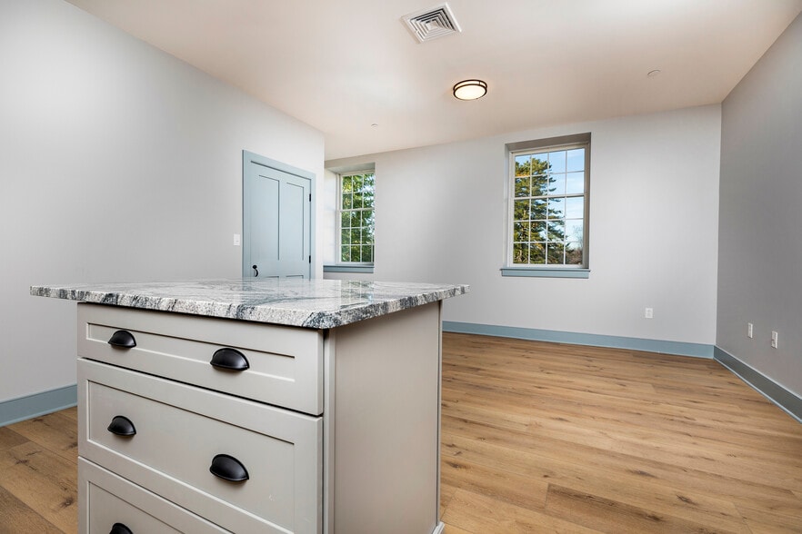 Building Photo - 86 Chosen Vale Ln