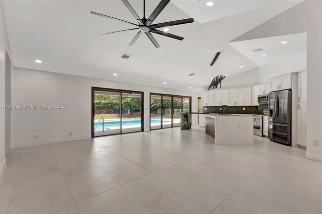 Building Photo - 8360 NW 51st Ct