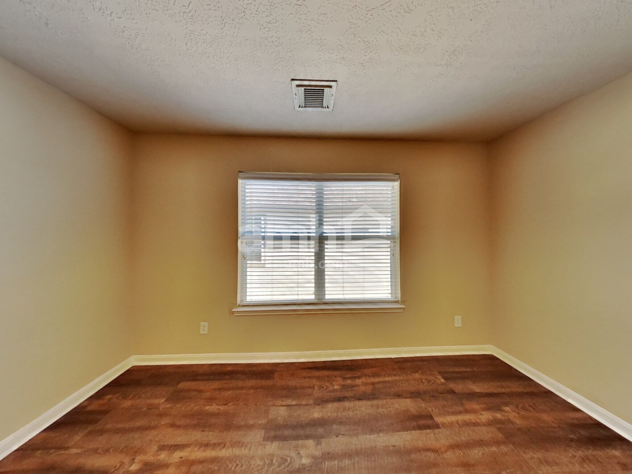 Building Photo - 18107 Shallow Leaf Ln