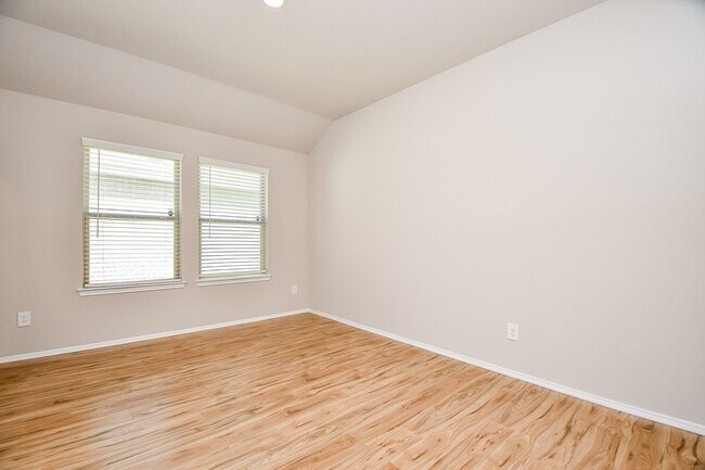 Building Photo - 22931 Berthoud Trl