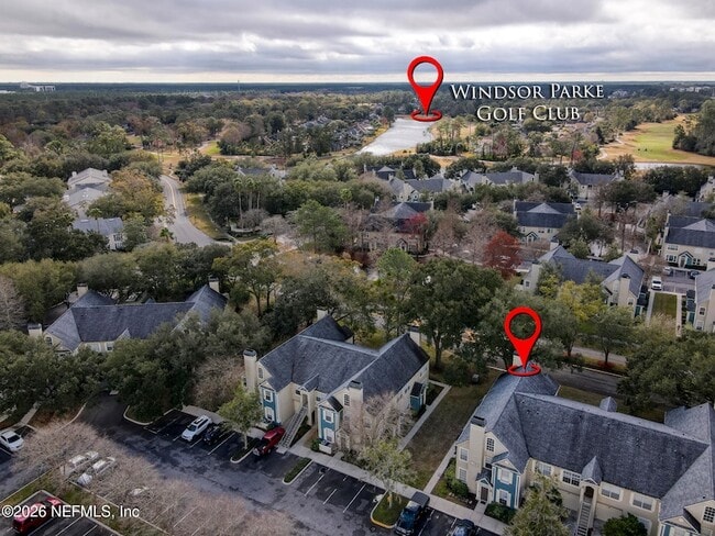 Building Photo - 13703 Richmond Park Dr N