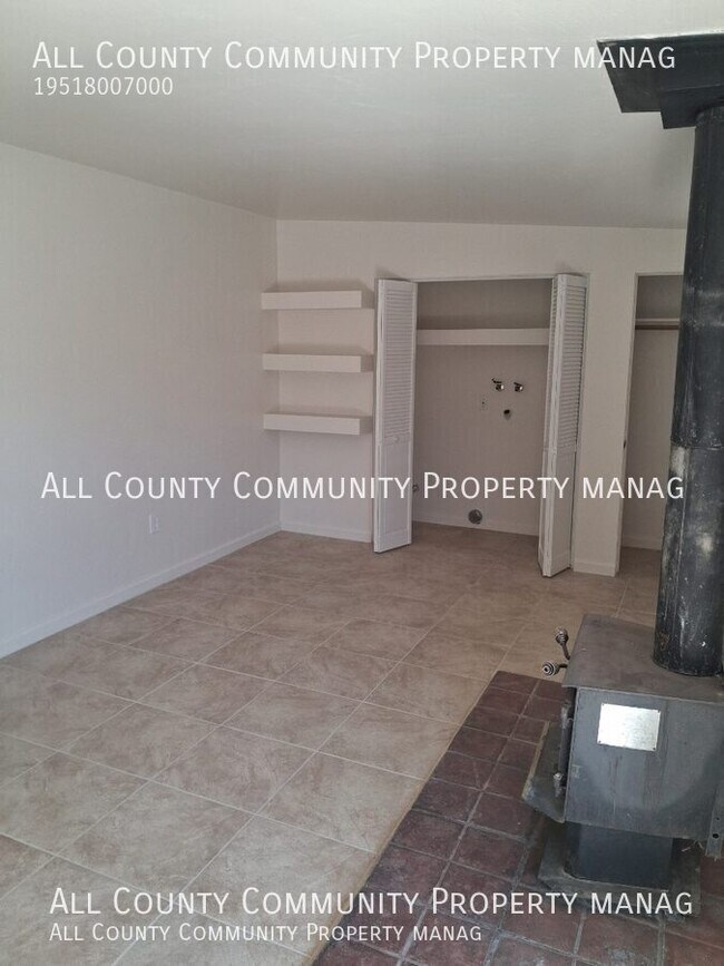 Building Photo - 6377 Hermosa Ave