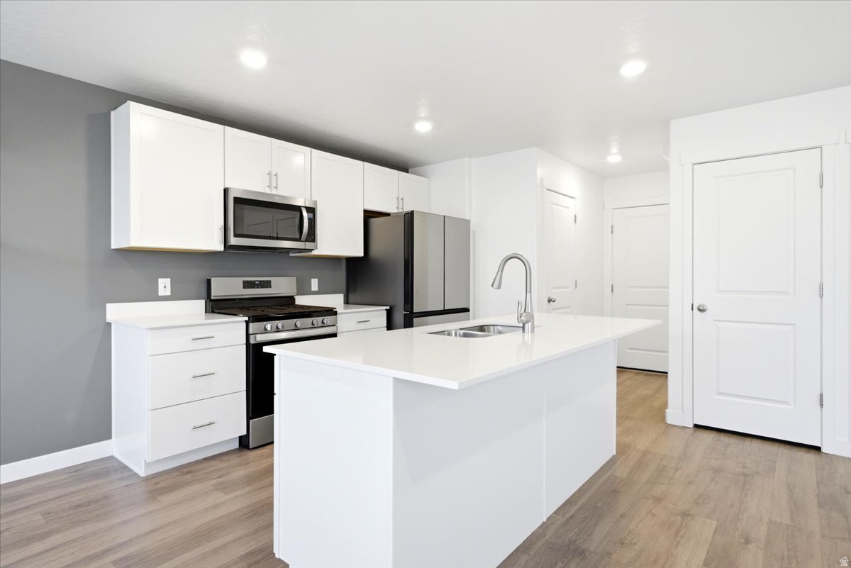 Building Photo - 8608 W Bowie Dr